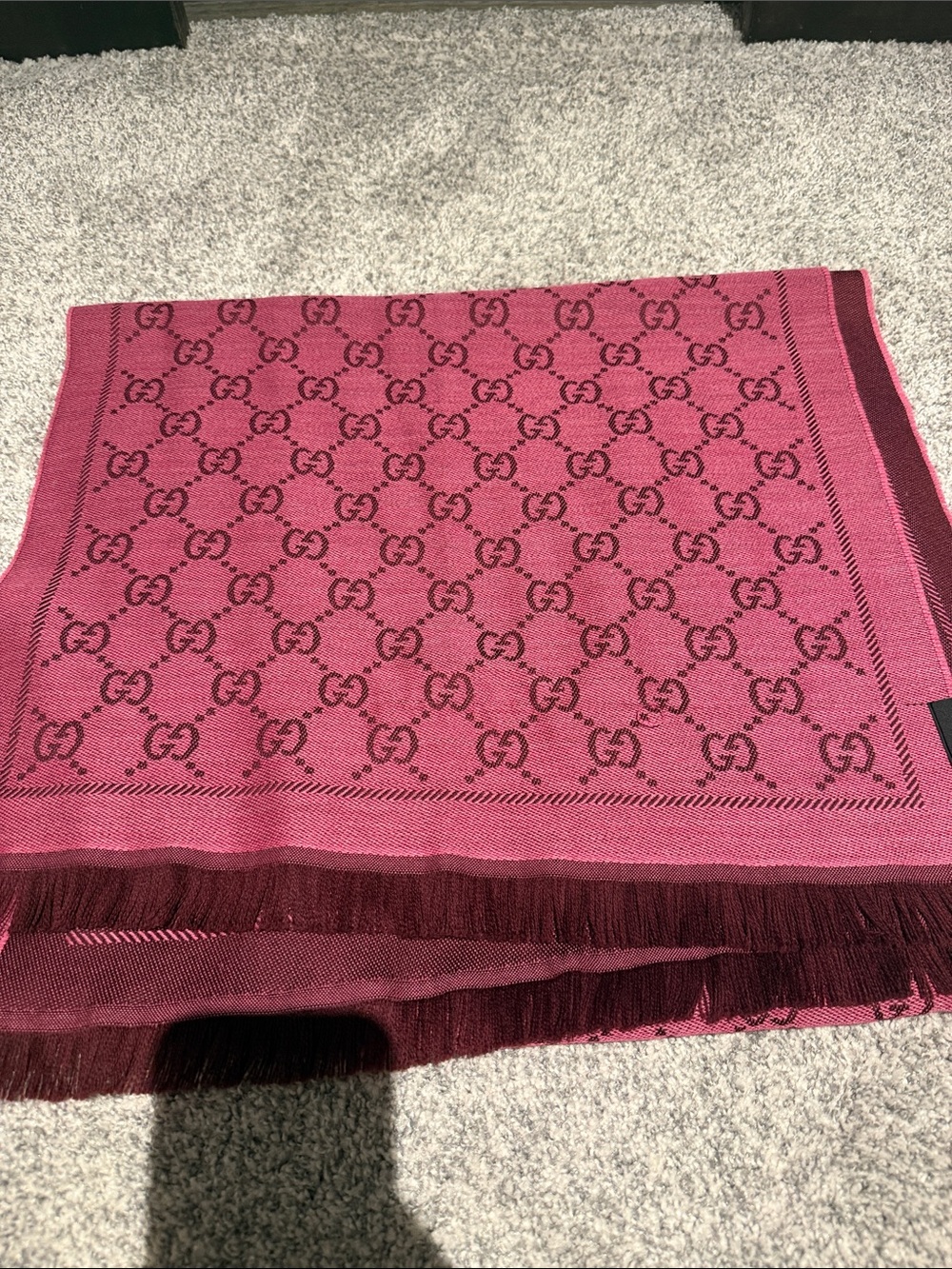 Gucci GG Jacquard Wool Scarf Pink Burgundy 100% Wool NWT